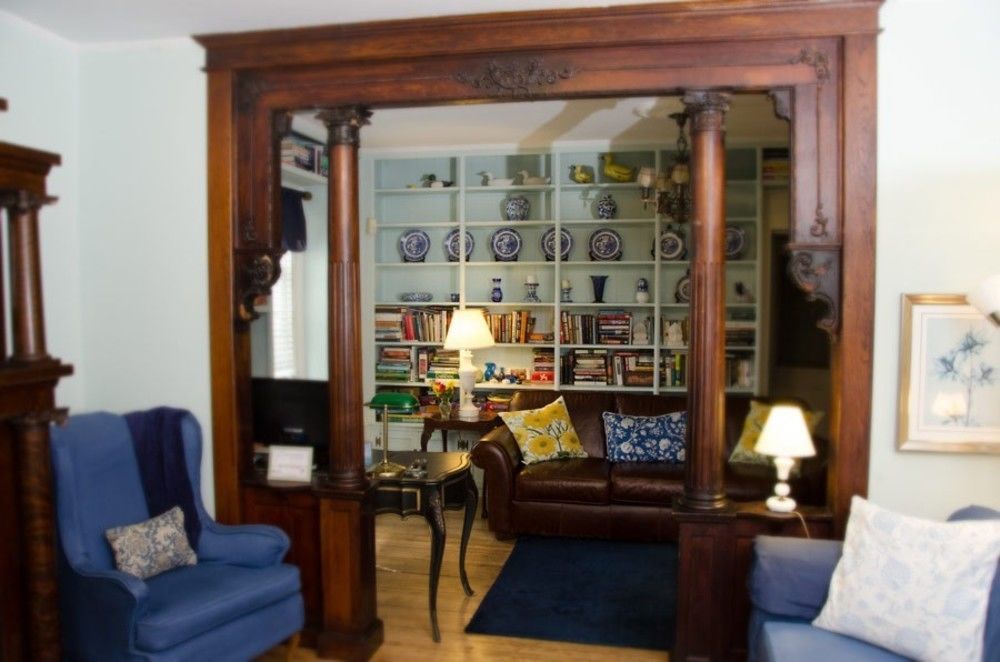 Quintessentials Bed And Breakfast And Spa East Marion Exterior foto